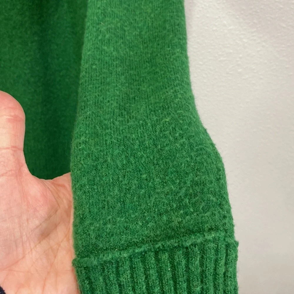 J crew green v‎ neck sweater wool alpaca